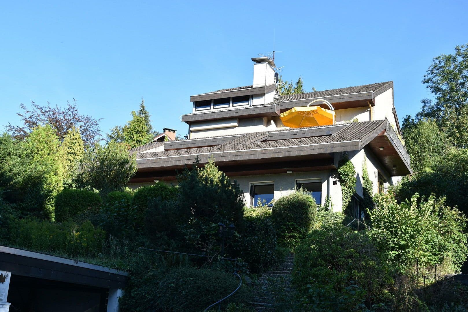 Prodej domu 380 m², pozemek 880 m², Hagen-Dahl, Severní Porýní-Vestfálsko Prodej domu 380 m², pozemek 880 m², Hagen-Dahl, Severní Porýní-Vestfálsko