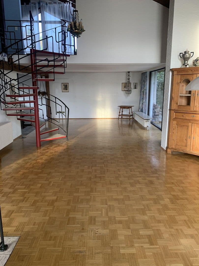 Prodej domu 380 m², pozemek 880 m², Hagen-Dahl, Severní Porýní-Vestfálsko Prodej domu 380 m², pozemek 880 m², Hagen-Dahl, Severní Porýní-Vestfálsko