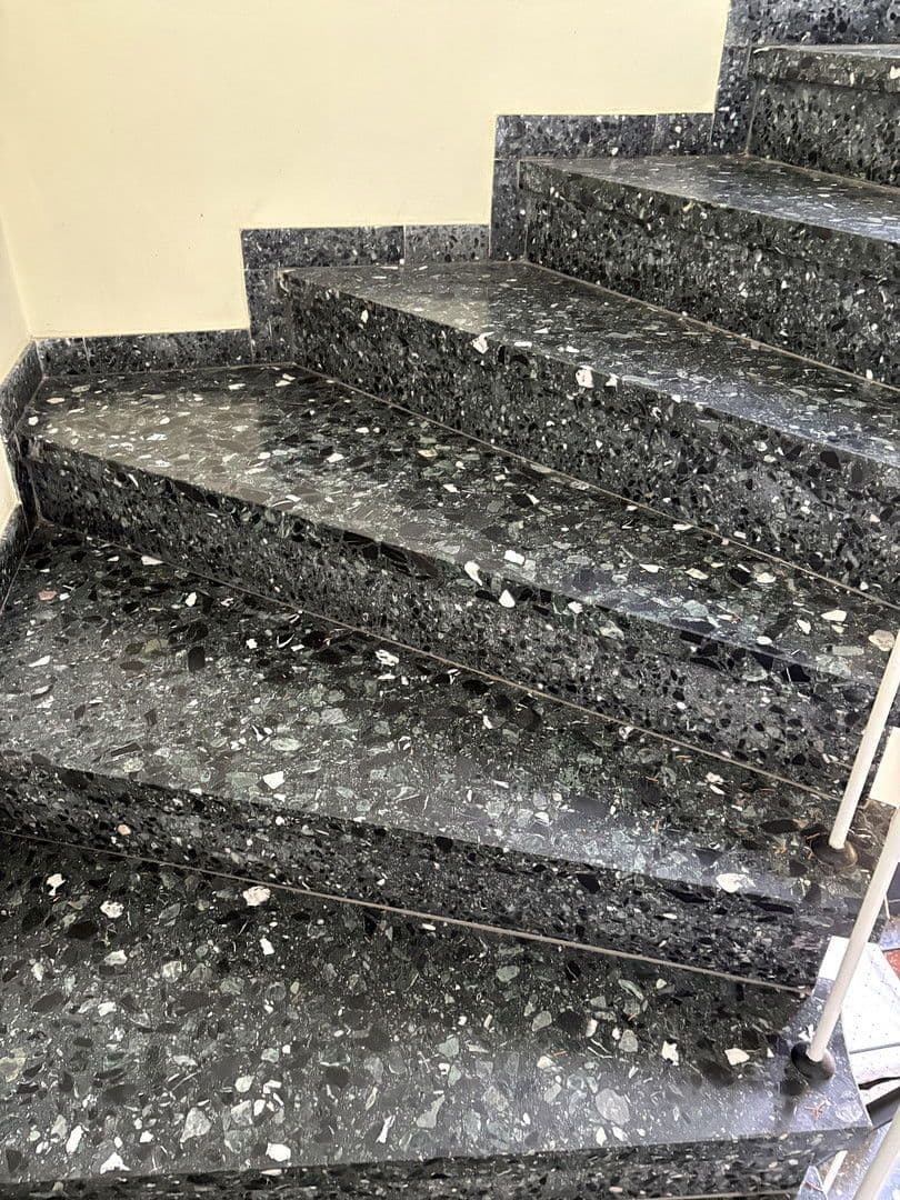 Prodej domu 310 m², pozemek 1.050 m², An der Engelsfuhr 36, Bergisch Gladbach, Severní Porýní-Vestfálsko Prodej domu 310 m², pozemek 1.050 m², An der Engelsfuhr 36, Bergisch Gladbach, Severní Porýní-Vestfálsko