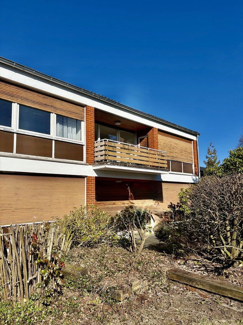 Prodej domu 310 m², pozemek 1.050 m², An der Engelsfuhr 36, Bergisch Gladbach, Severní Porýní-Vestfálsko Prodej domu 310 m², pozemek 1.050 m², An der Engelsfuhr 36, Bergisch Gladbach, Severní Porýní-Vestfálsko