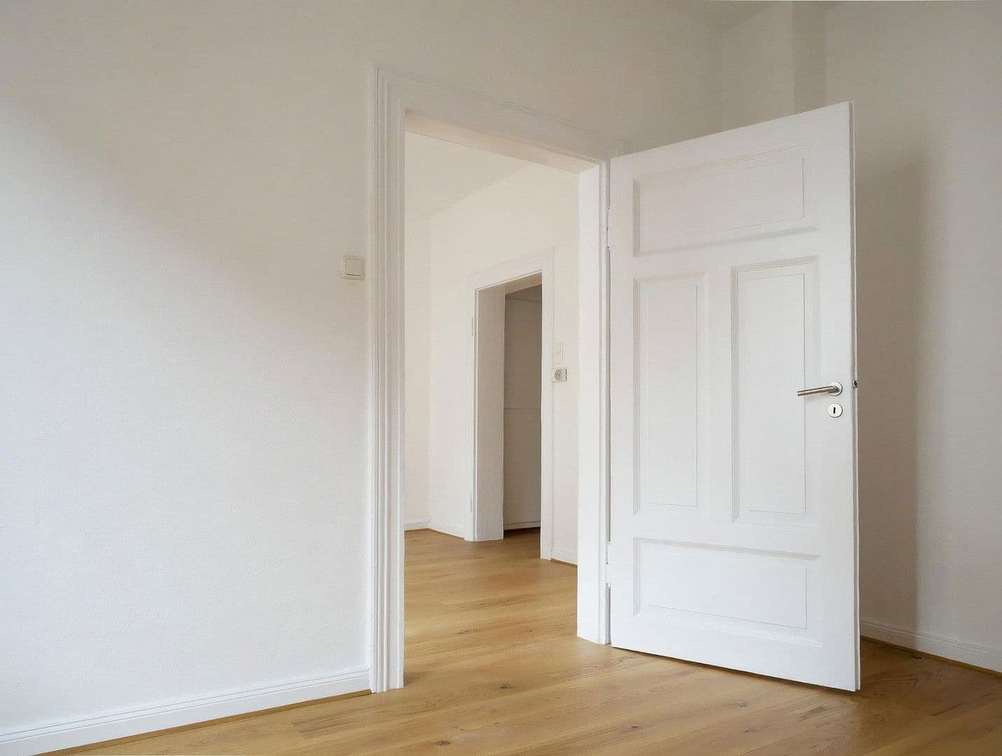 Prodej domu 720 m², pozemek 405 m², Braunschweig, Dolní Sasko Prodej domu 720 m², pozemek 405 m², Braunschweig, Dolní Sasko