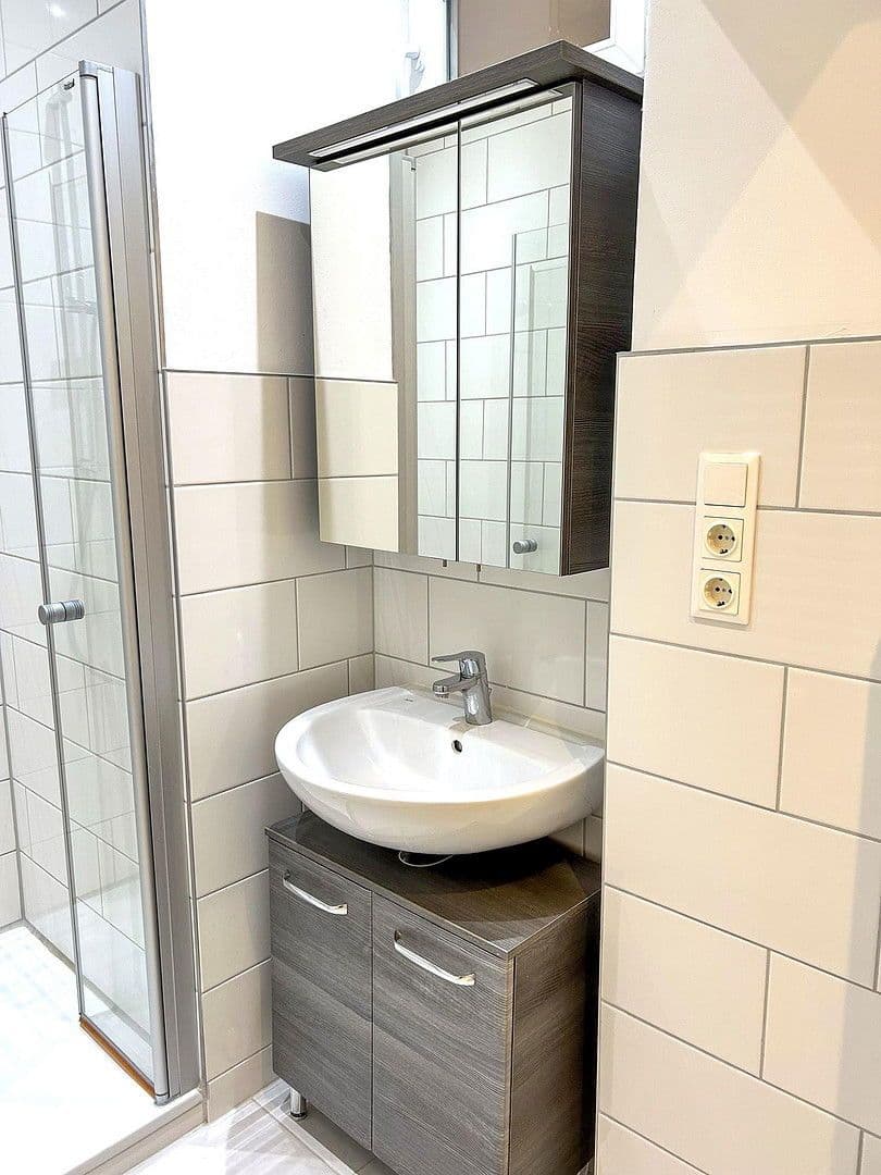 Prodej domu 720 m², pozemek 405 m², Braunschweig, Dolní Sasko Prodej domu 720 m², pozemek 405 m², Braunschweig, Dolní Sasko