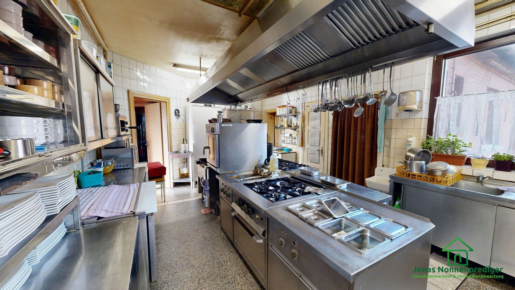 Prodej domu 446 m², pozemek 8.068 m², Am Krullengraben 1, Ludwigslust, Mecklenburg-Vorpommern Prodej domu 446 m², pozemek 8.068 m², Am Krullengraben 1, Ludwigslust, Mecklenburg-Vorpommern