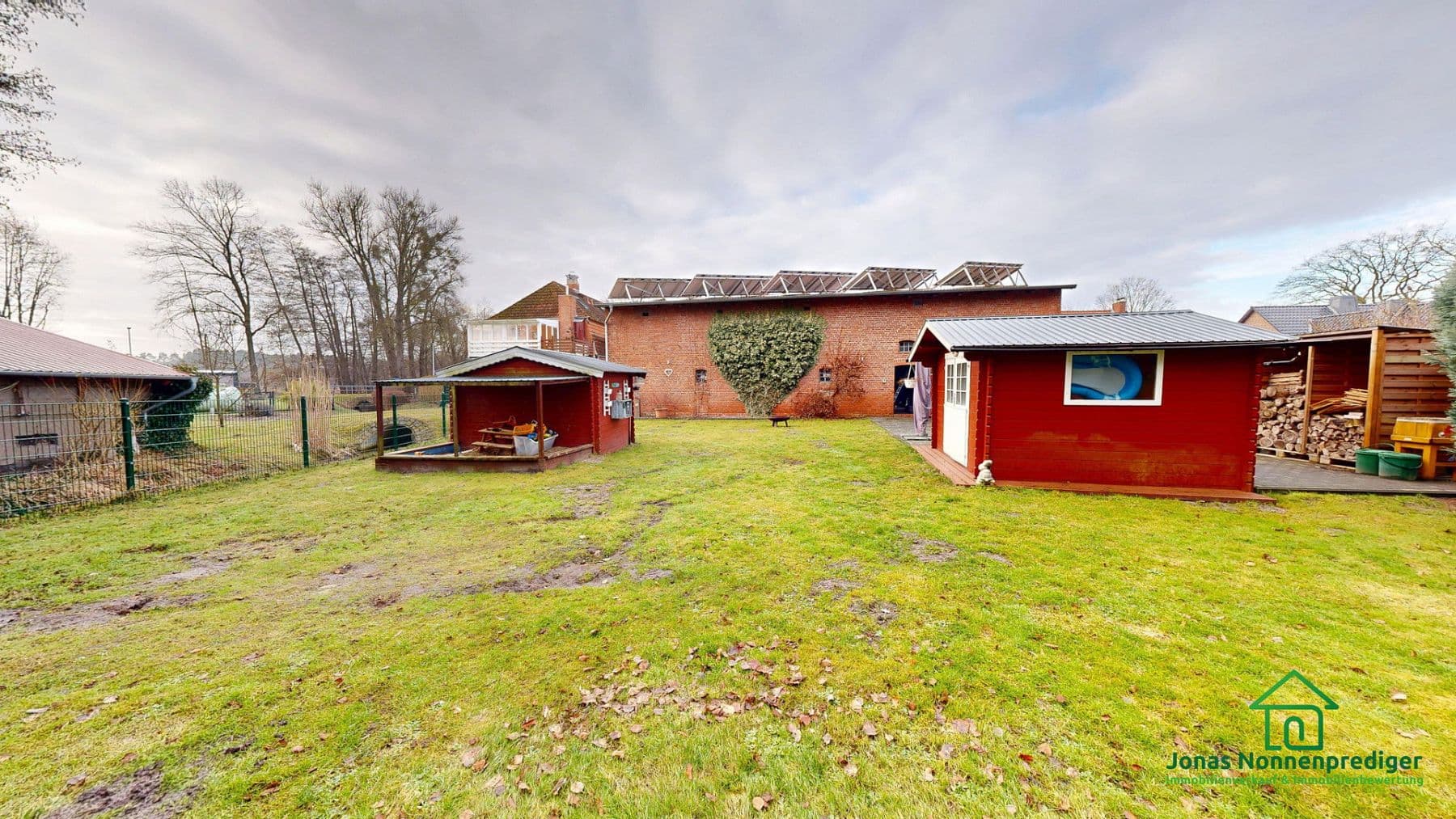 Prodej domu 446 m², pozemek 8.068 m², Am Krullengraben 1, Ludwigslust, Mecklenburg-Vorpommern Prodej domu 446 m², pozemek 8.068 m², Am Krullengraben 1, Ludwigslust, Mecklenburg-Vorpommern