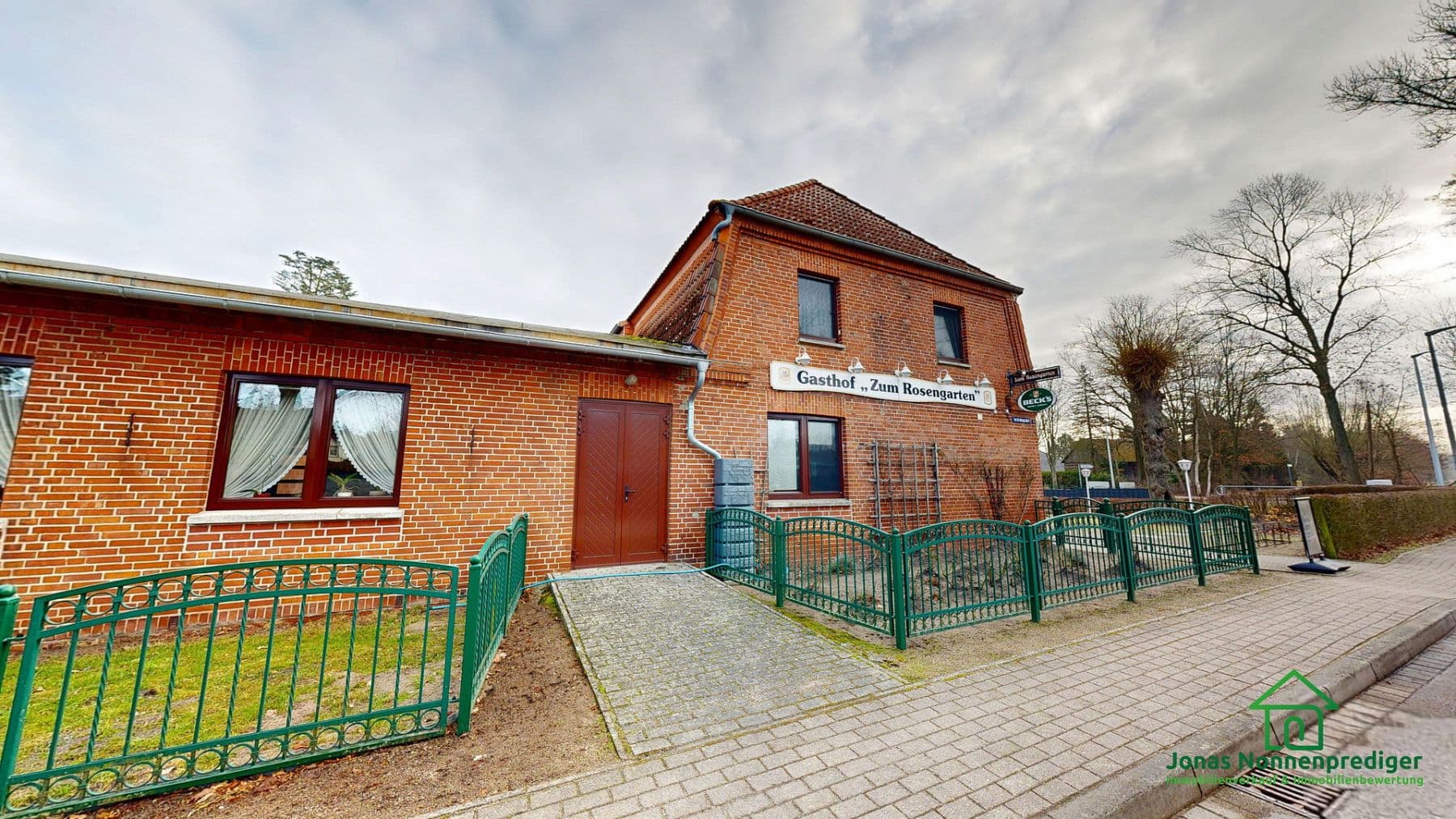 Prodej domu 446 m², pozemek 8.068 m², Am Krullengraben 1, Ludwigslust, Mecklenburg-Vorpommern Prodej domu 446 m², pozemek 8.068 m², Am Krullengraben 1, Ludwigslust, Mecklenburg-Vorpommern