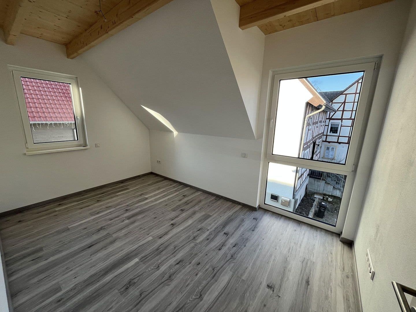Pronájem domu 87 m², pozemek 250 m², Obere Straße 24, Breuna, Hessen Pronájem domu 87 m², pozemek 250 m², Obere Straße 24, Breuna, Hessen