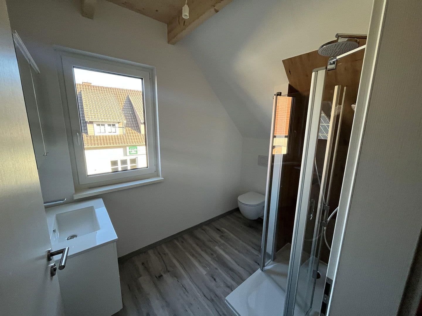 Pronájem domu 87 m², pozemek 250 m², Obere Straße 24, Breuna, Hessen Pronájem domu 87 m², pozemek 250 m², Obere Straße 24, Breuna, Hessen