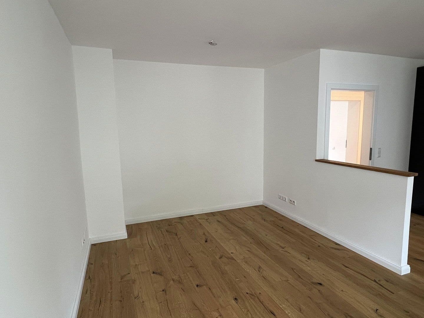 Pronájem bytu 3+1 66 m², Werderstr. 16, Hannover, Dolní Sasko Pronájem bytu 3+1 66 m², Werderstr. 16, Hannover, Dolní Sasko