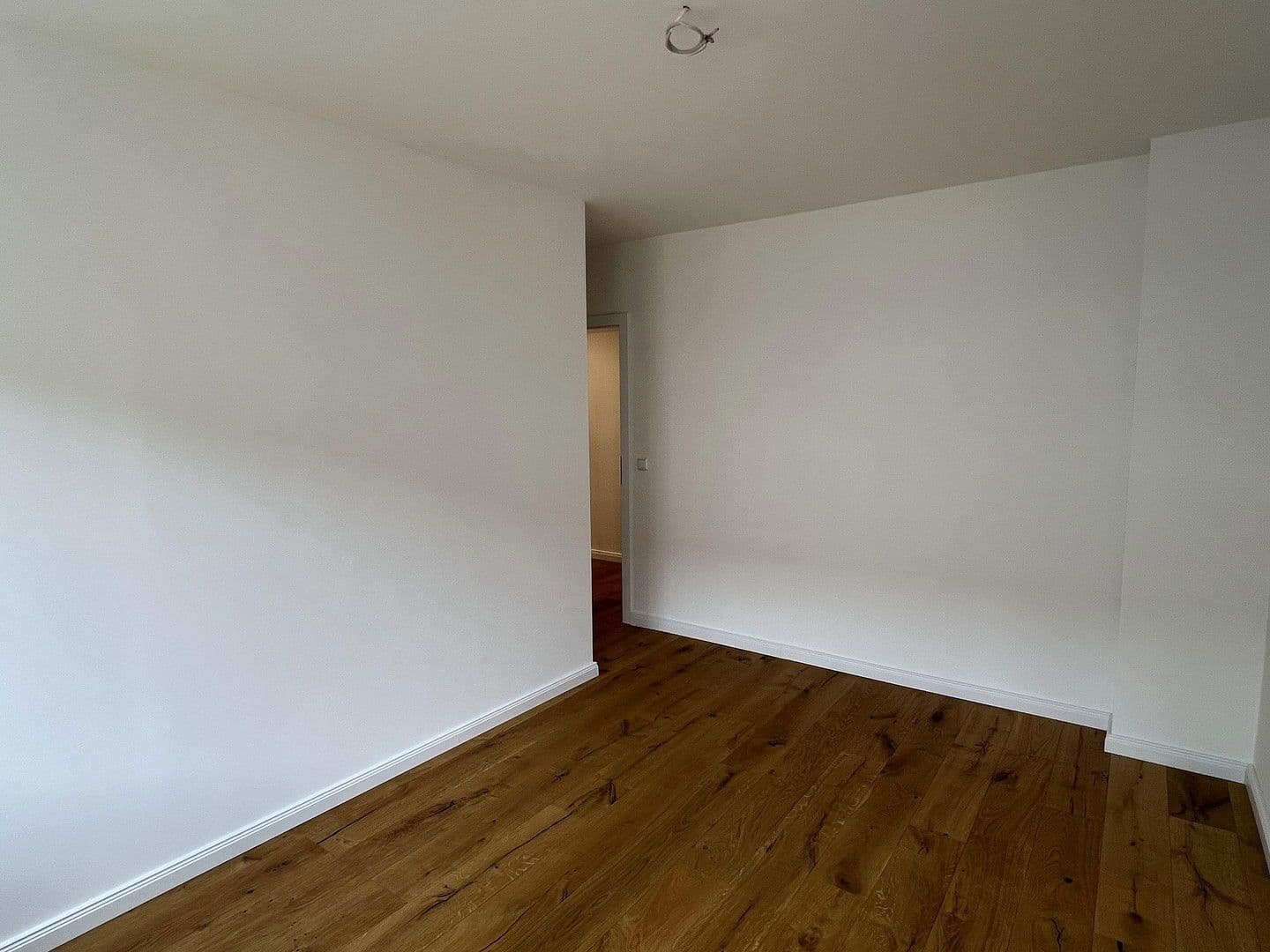 Pronájem bytu 3+1 66 m², Werderstr. 16, Hannover, Dolní Sasko Pronájem bytu 3+1 66 m², Werderstr. 16, Hannover, Dolní Sasko