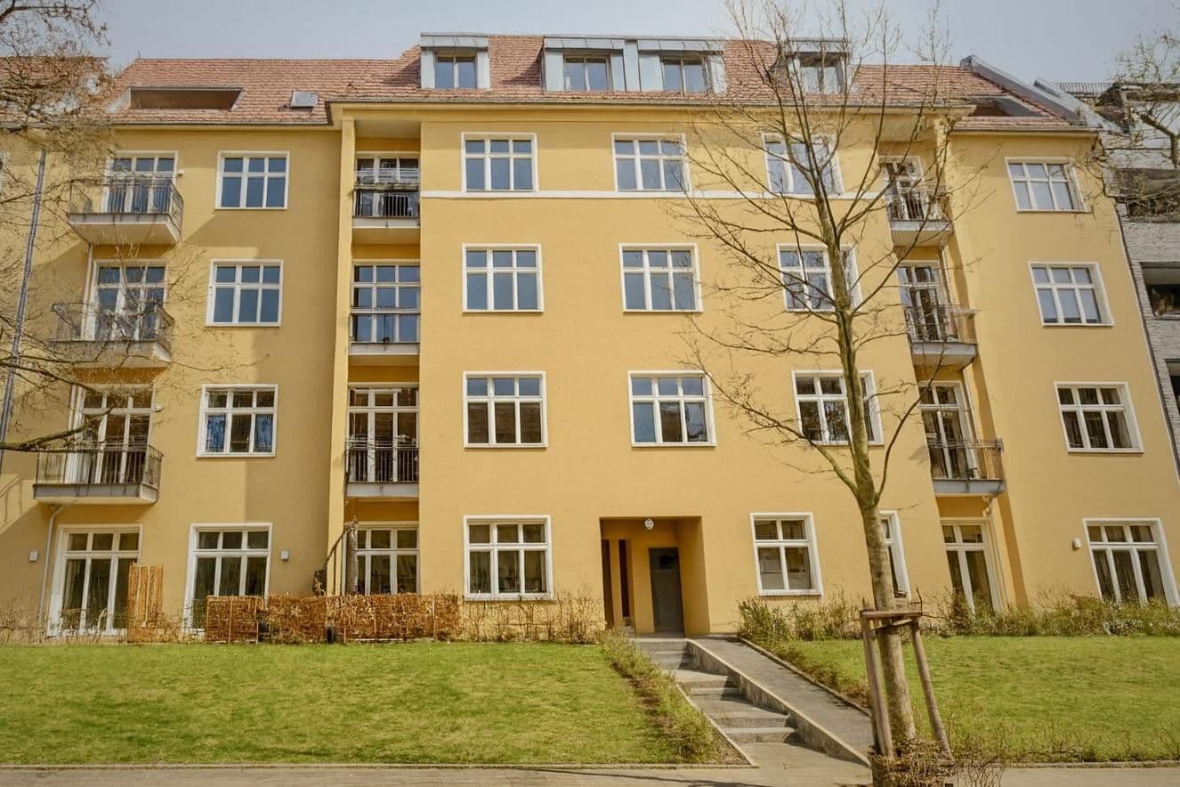 Prodej bytu 3+1 115 m², Berlin, Berlín Prodej bytu 3+1 115 m², Berlin, Berlín