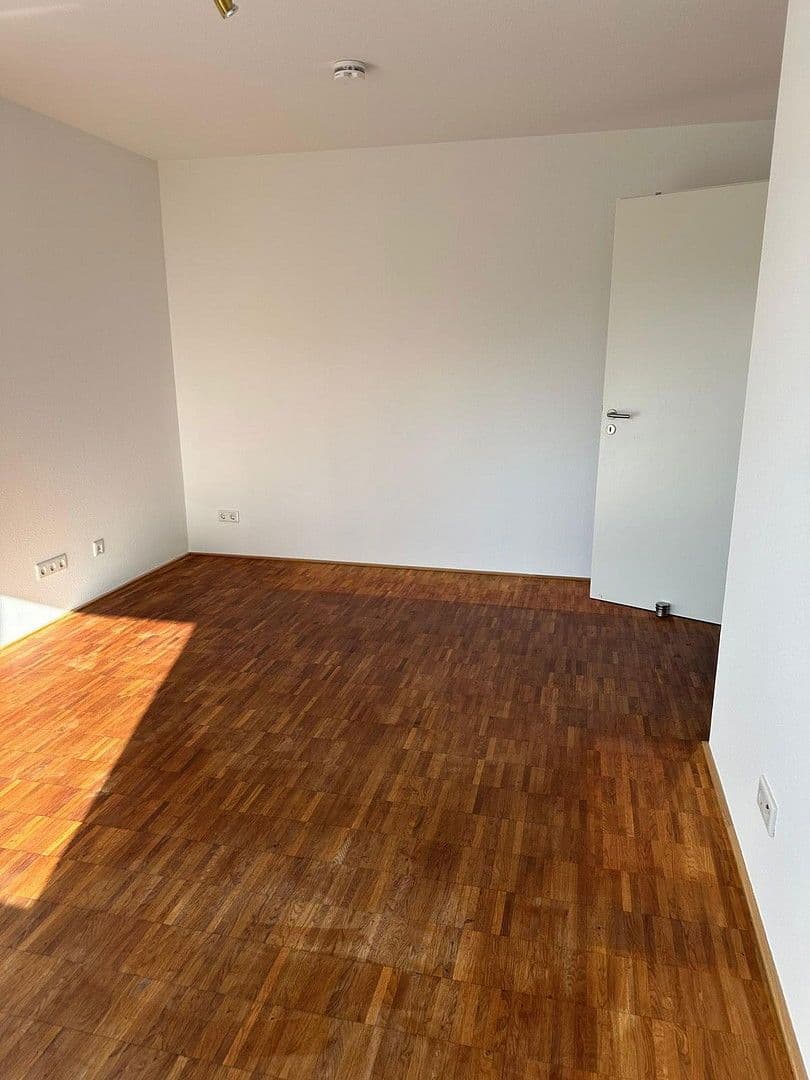 Pronájem bytu 2+kk 80 m², Hattersheim am Main, Hessen Pronájem bytu 2+kk 80 m², Hattersheim am Main, Hessen