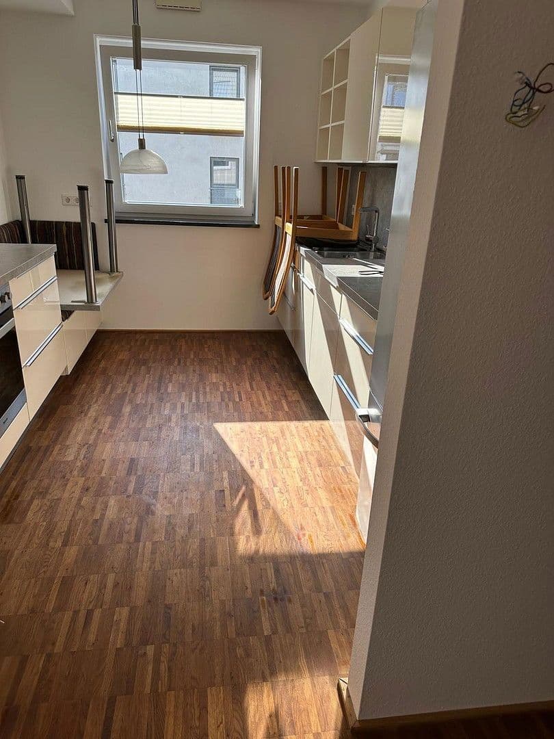 Pronájem bytu 2+kk 80 m², Hattersheim am Main, Hessen Pronájem bytu 2+kk 80 m², Hattersheim am Main, Hessen