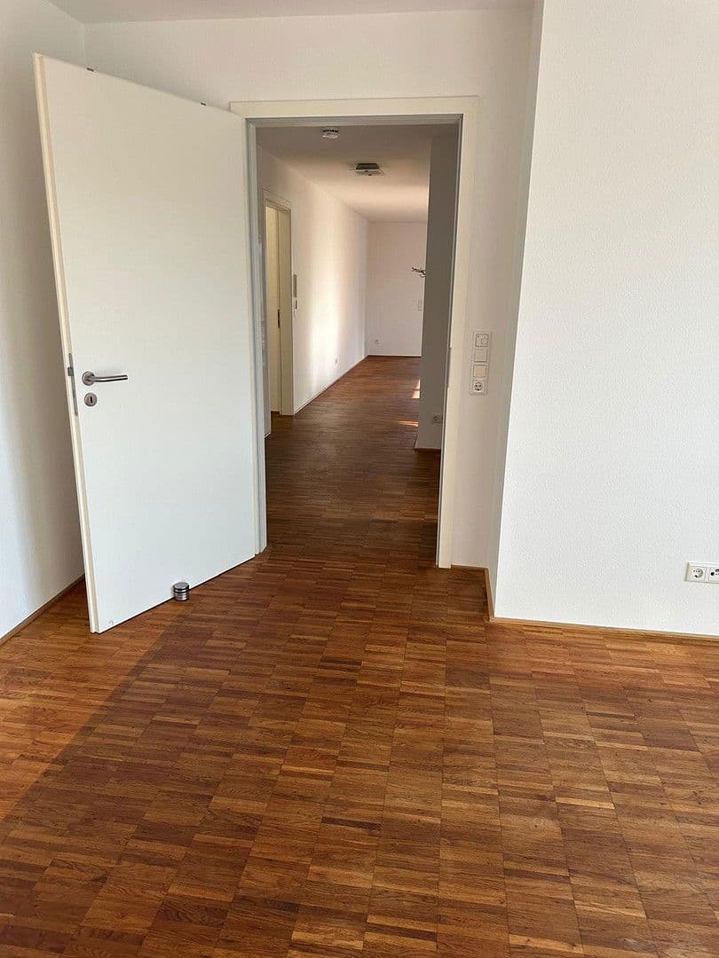 Pronájem bytu 2+kk 80 m², Hattersheim am Main, Hessen Pronájem bytu 2+kk 80 m², Hattersheim am Main, Hessen