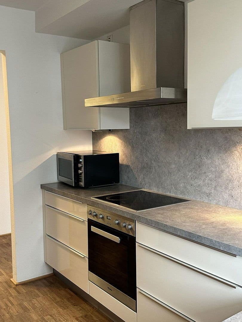 Pronájem bytu 2+kk 80 m², Hattersheim am Main, Hessen Pronájem bytu 2+kk 80 m², Hattersheim am Main, Hessen