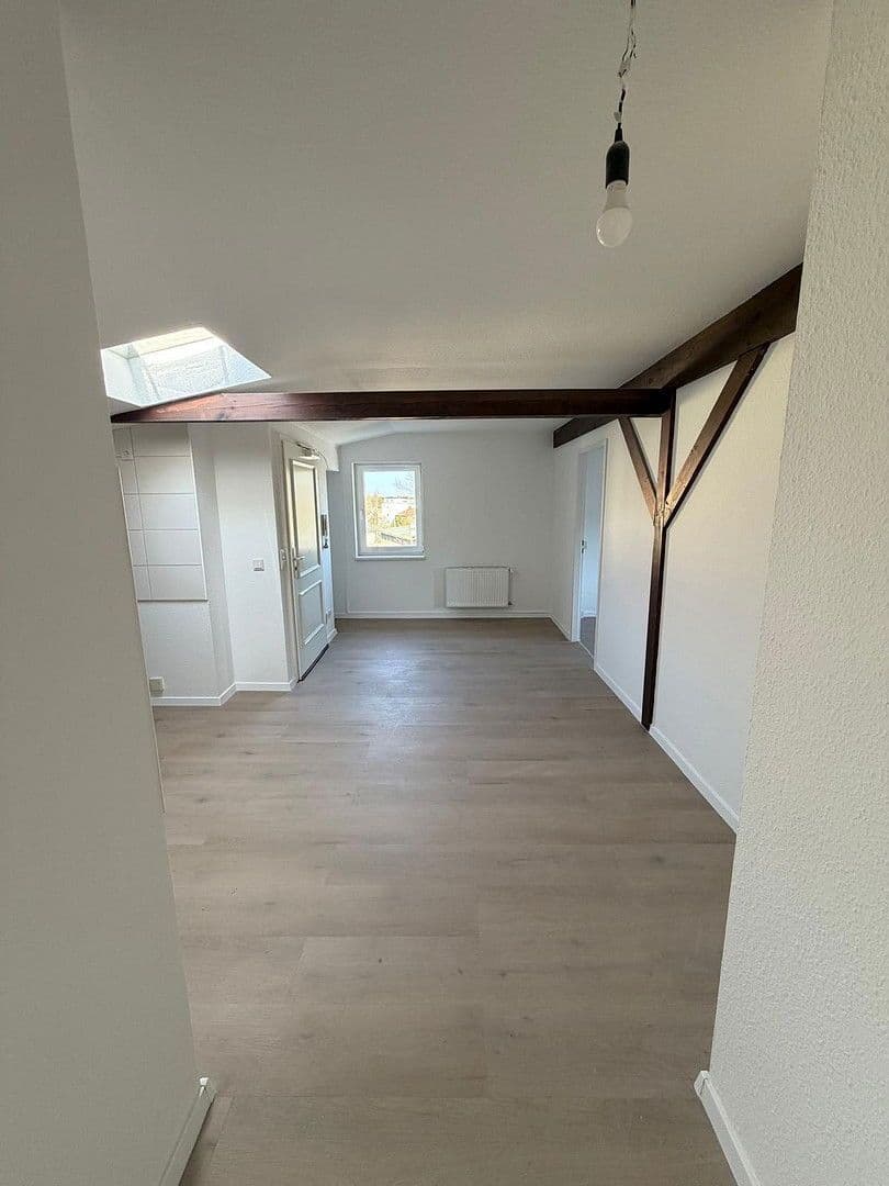 Pronájem bytu 3+1 85 m², Schneiderstraße 21, Eberswalde, Braniborsko Pronájem bytu 3+1 85 m², Schneiderstraße 21, Eberswalde, Braniborsko