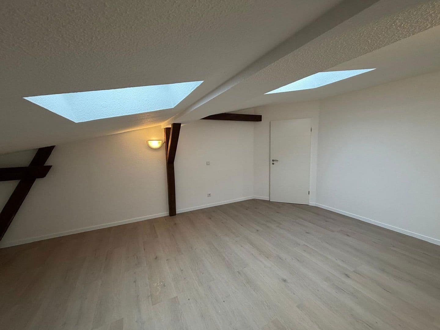 Pronájem bytu 3+1 85 m², Schneiderstraße 21, Eberswalde, Braniborsko Pronájem bytu 3+1 85 m², Schneiderstraße 21, Eberswalde, Braniborsko