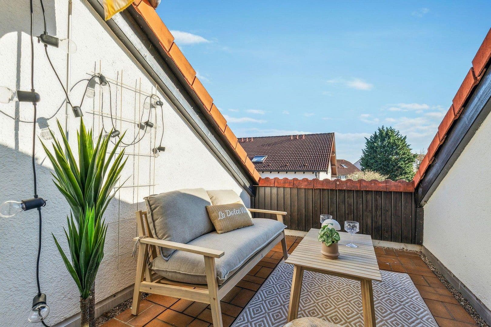 Prodej bytu 3+1 76 m², Schwetzingen, Bádensko-Württembersko Prodej bytu 3+1 76 m², Schwetzingen, Bádensko-Württembersko