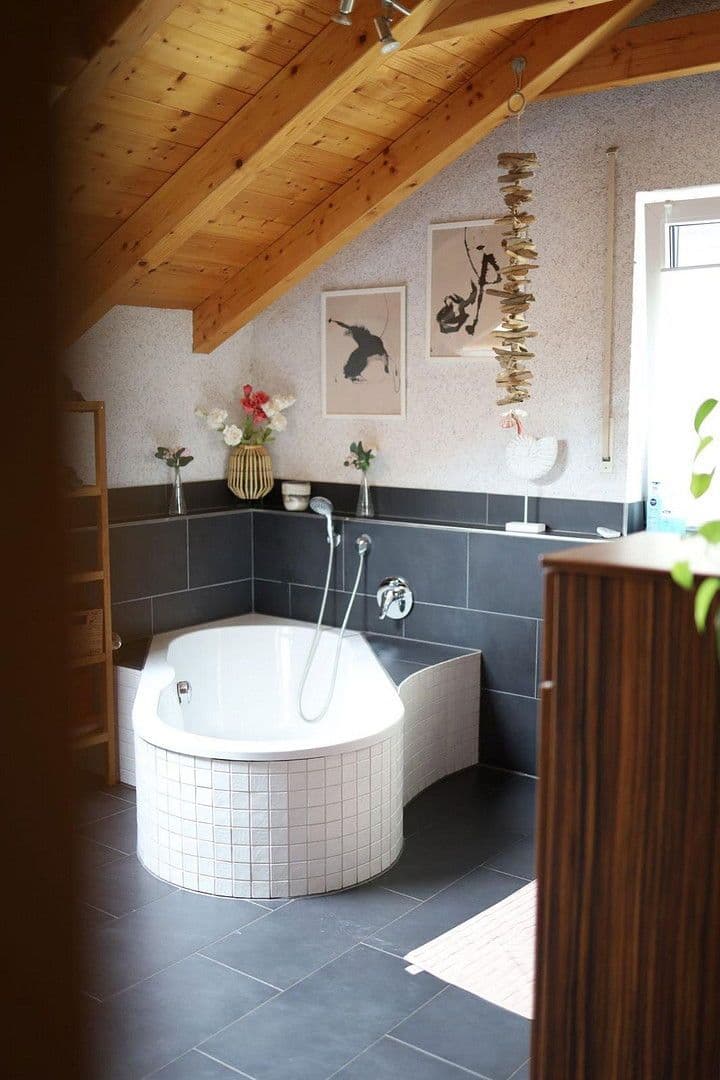 Prodej domu 179 m², pozemek 638 m², Dorfstr. 30, Marktoberdorf, Bavorsko Prodej domu 179 m², pozemek 638 m², Dorfstr. 30, Marktoberdorf, Bavorsko