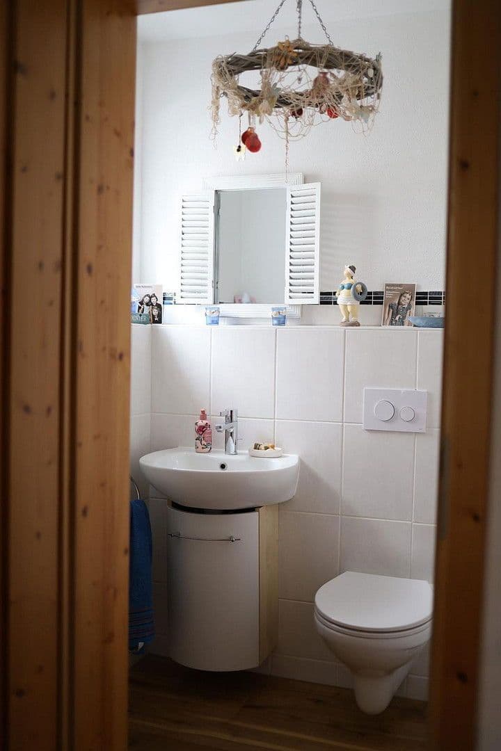 Prodej domu 179 m², pozemek 638 m², Dorfstr. 30, Marktoberdorf, Bavorsko Prodej domu 179 m², pozemek 638 m², Dorfstr. 30, Marktoberdorf, Bavorsko