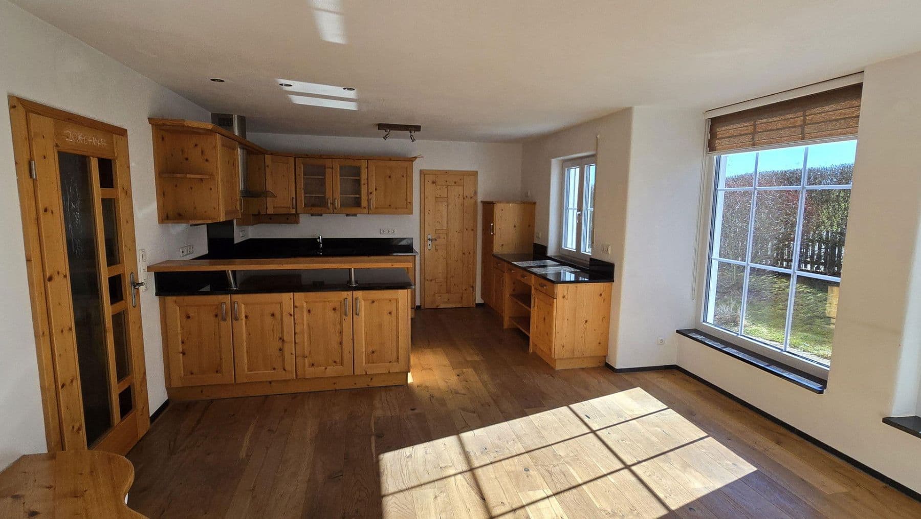 Prodej domu 179 m², pozemek 638 m², Dorfstr. 30, Marktoberdorf, Bavorsko Prodej domu 179 m², pozemek 638 m², Dorfstr. 30, Marktoberdorf, Bavorsko