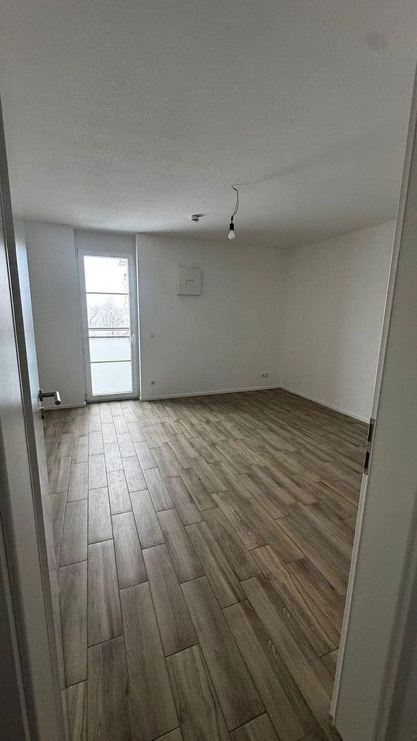 Pronájem bytu 2+1 70 m², Germering, Bavorsko Pronájem bytu 2+1 70 m², Germering, Bavorsko