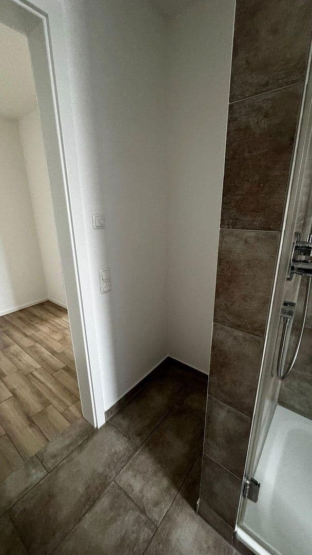 Pronájem bytu 2+1 70 m², Germering, Bavorsko Pronájem bytu 2+1 70 m², Germering, Bavorsko