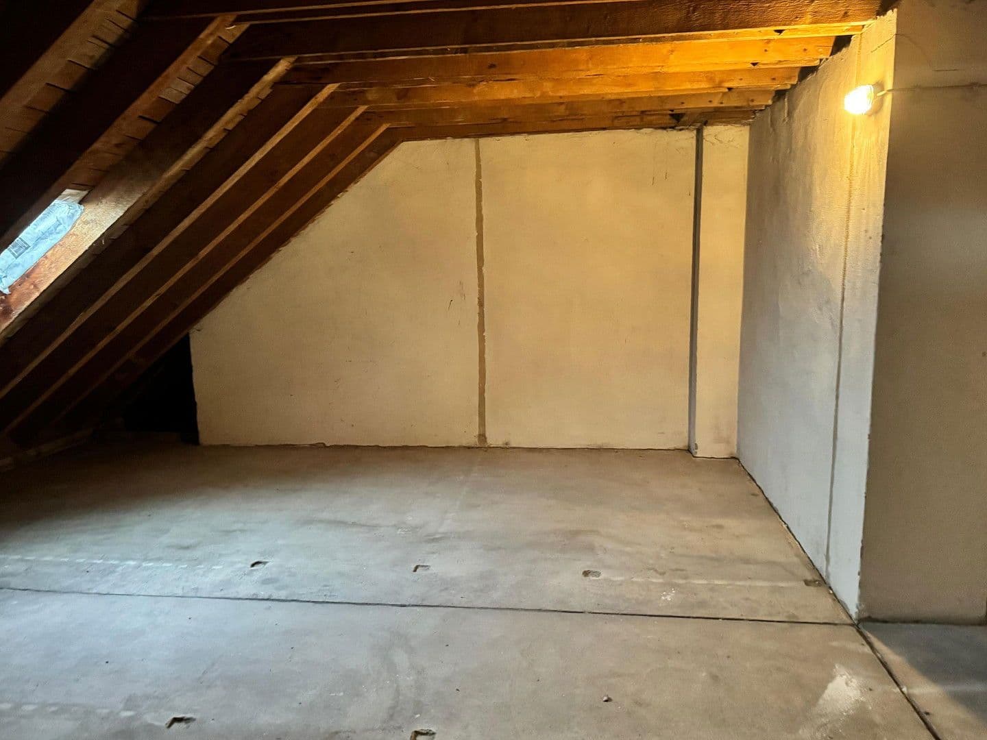 Prodej bytu 3+1 94 m², Bayreuth, Bavorsko Prodej bytu 3+1 94 m², Bayreuth, Bavorsko