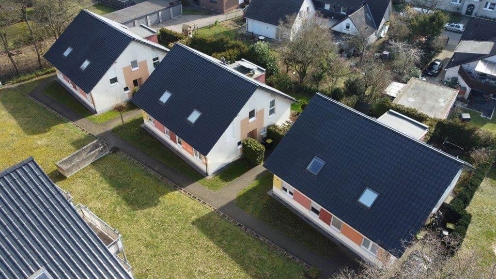 Pronájem domu 97 m², pozemek 3.700 m², An der Landwehr 31, Bielefeld an der Landwehr, Severní Porýní-Vestfálsko Pronájem domu 97 m², pozemek 3.700 m², An der Landwehr 31, Bielefeld an der Landwehr, Severní Porýní-Vestfálsko