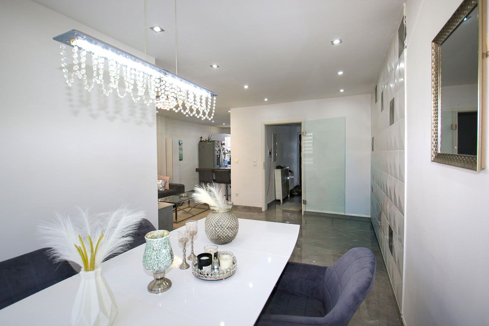 Prodej domu 110 m², pozemek 143 m², Mannheim, Bádensko-Württembersko Prodej domu 110 m², pozemek 143 m², Mannheim, Bádensko-Württembersko