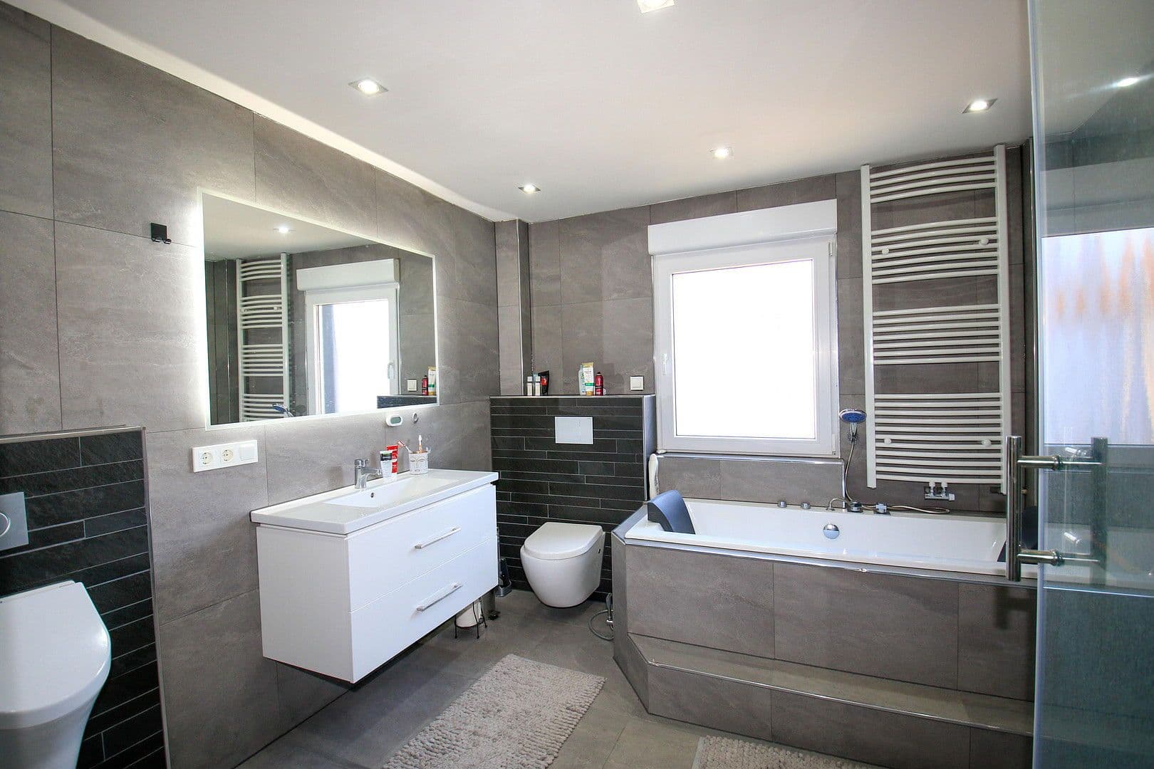 Prodej domu 110 m², pozemek 143 m², Mannheim, Bádensko-Württembersko Prodej domu 110 m², pozemek 143 m², Mannheim, Bádensko-Württembersko