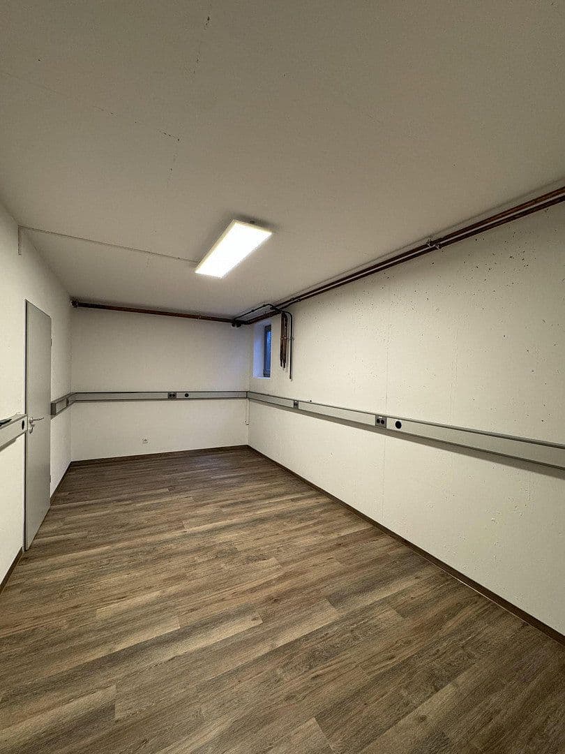 Prodej kanceláře 315 m², Münchener Straße 113, Ingolstadt, Bavorsko Prodej kanceláře 315 m², Münchener Straße 113, Ingolstadt, Bavorsko