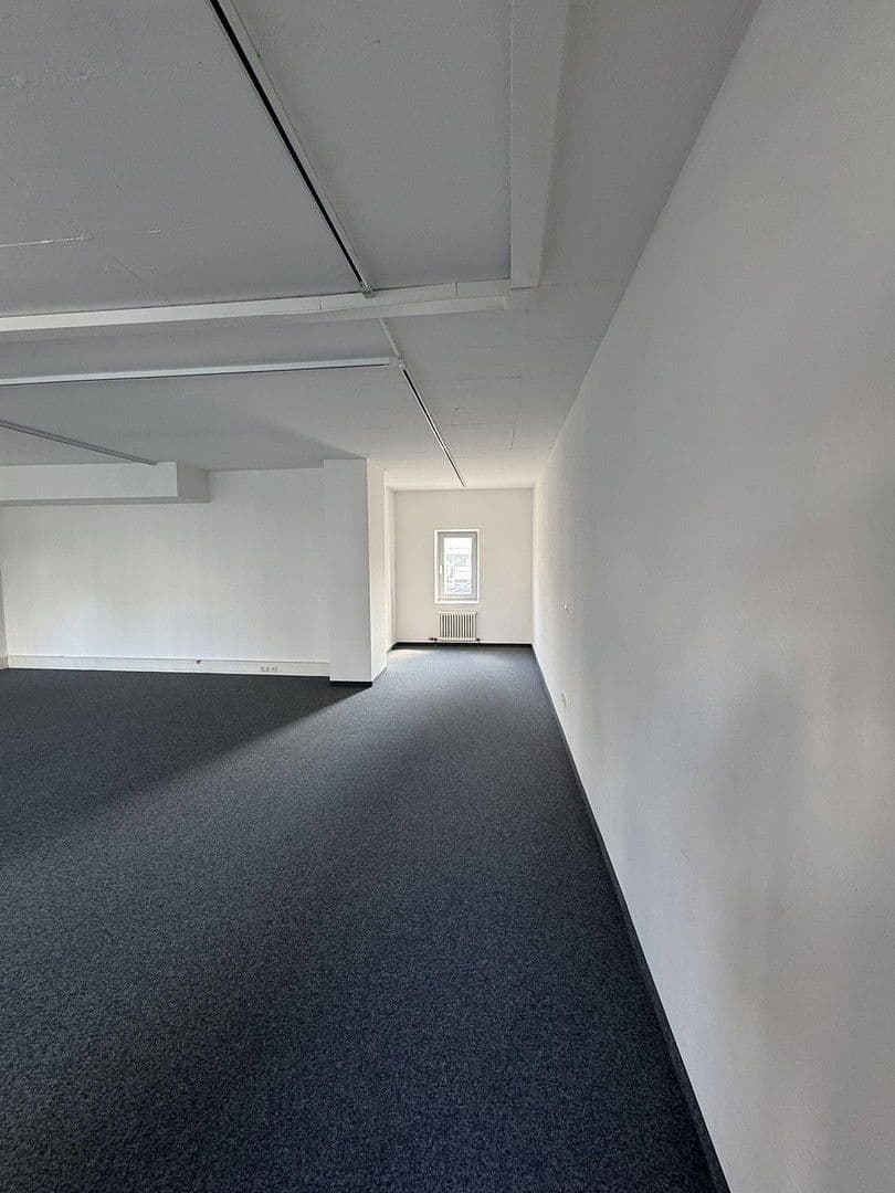 Prodej kanceláře 315 m², Münchener Straße 113, Ingolstadt, Bavorsko Prodej kanceláře 315 m², Münchener Straße 113, Ingolstadt, Bavorsko