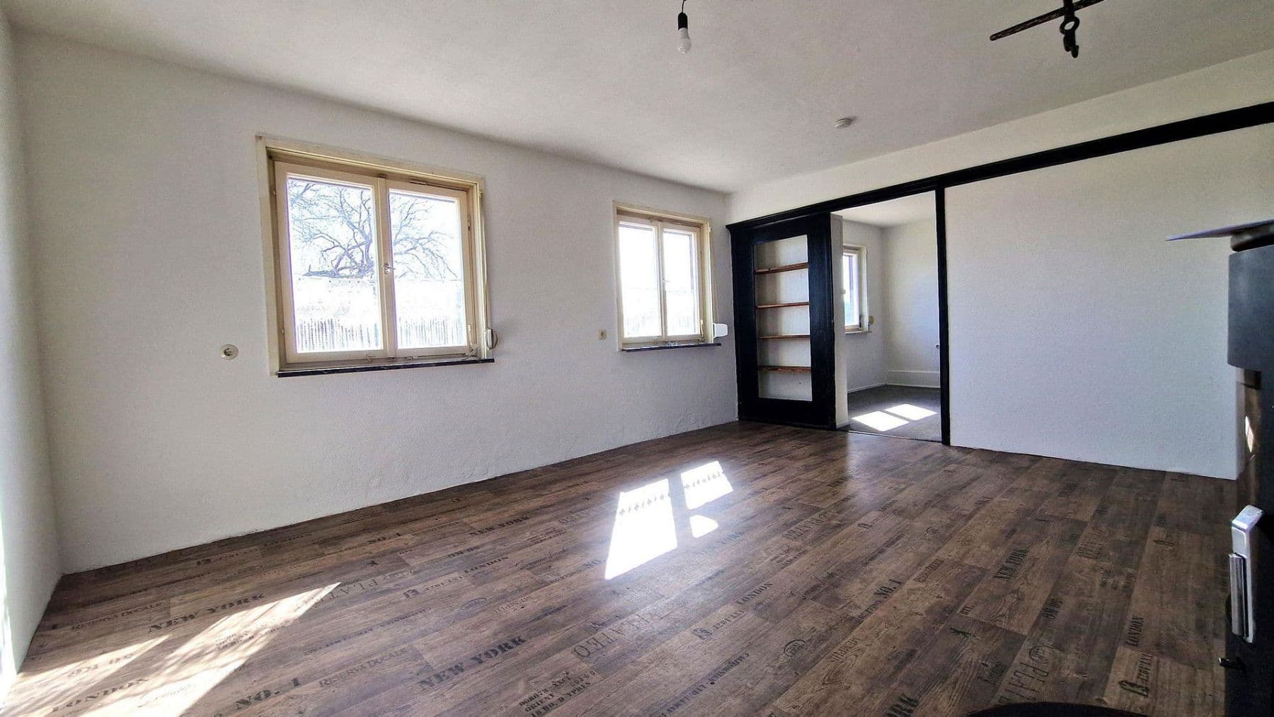 Prodej domu 163 m², pozemek 345 m², Simmersfeld, Bádensko-Württembersko Prodej domu 163 m², pozemek 345 m², Simmersfeld, Bádensko-Württembersko