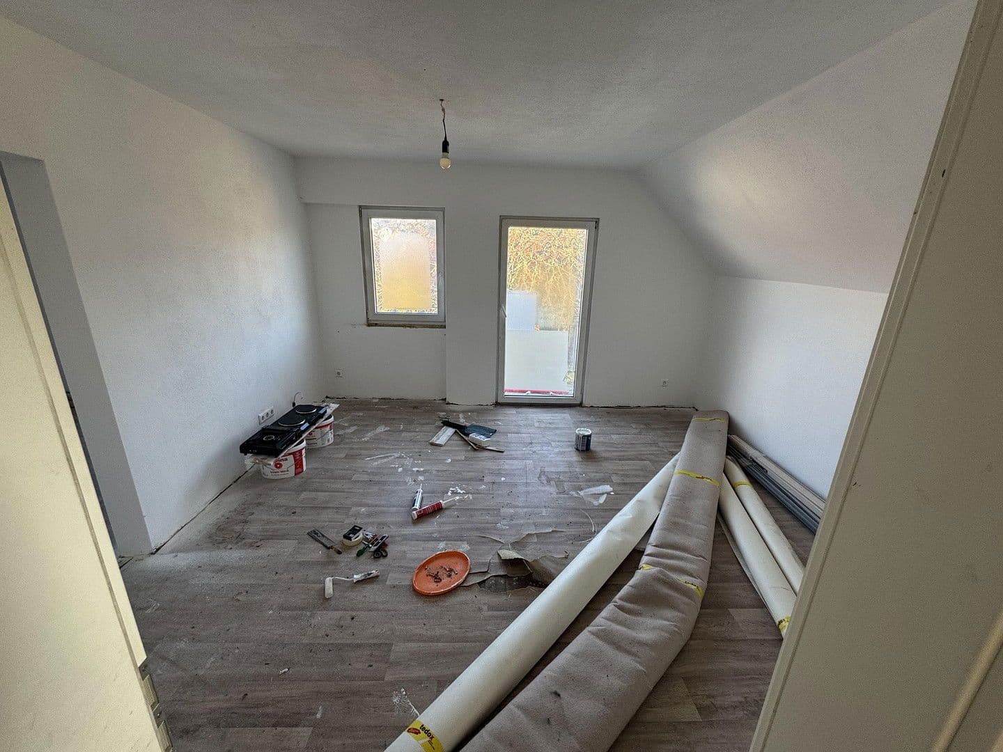 Prodej domu 250 m², pozemek 406 m², Bad Rappenau, Bádensko-Württembersko Prodej domu 250 m², pozemek 406 m², Bad Rappenau, Bádensko-Württembersko