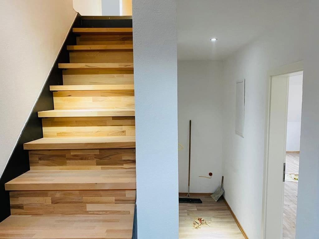 Prodej domu 250 m², pozemek 406 m², Bad Rappenau, Bádensko-Württembersko Prodej domu 250 m², pozemek 406 m², Bad Rappenau, Bádensko-Württembersko