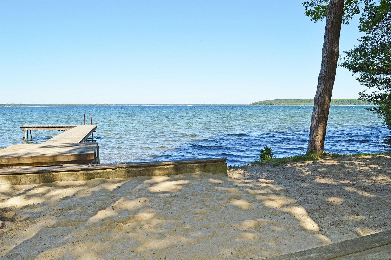 Prodej domu 91 m², pozemek 1.175 m², Zur Lenzer Höh 6, Haus 13, Fünfseen, Mecklenburg-Vorpommern Prodej domu 91 m², pozemek 1.175 m², Zur Lenzer Höh 6, Haus 13, Fünfseen, Mecklenburg-Vorpommern