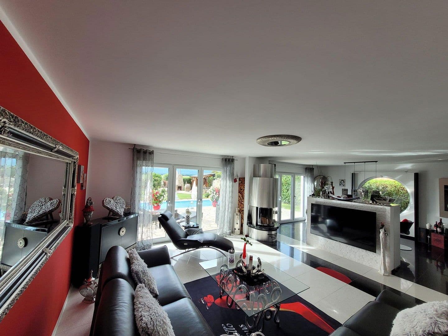 Prodej domu 173 m², pozemek 728 m², Barsinghausen, Dolní Sasko Prodej domu 173 m², pozemek 728 m², Barsinghausen, Dolní Sasko