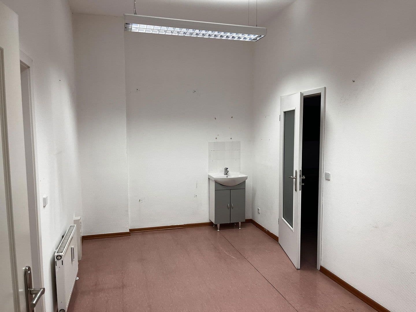 Pronájem kanceláře 116 m², Dietzgenstr. 93, Berlin, Berlín Pronájem kanceláře 116 m², Dietzgenstr. 93, Berlin, Berlín