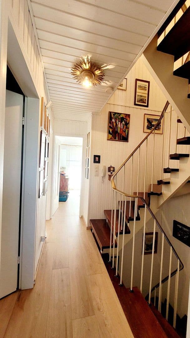 Prodej domu 160 m², pozemek 180 m², Zorneding, Bavorsko Prodej domu 160 m², pozemek 180 m², Zorneding, Bavorsko