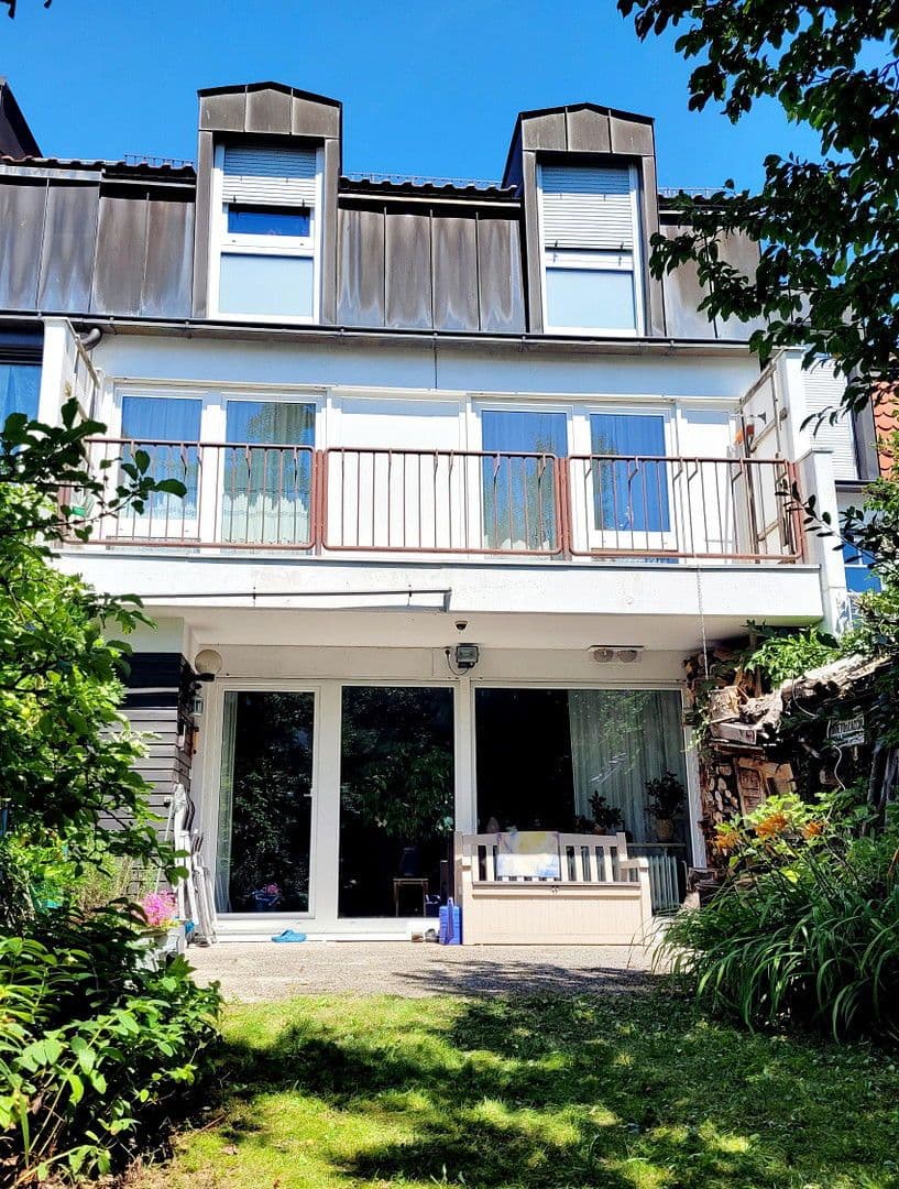 Prodej domu 160 m², pozemek 180 m², Zorneding, Bavorsko Prodej domu 160 m², pozemek 180 m², Zorneding, Bavorsko