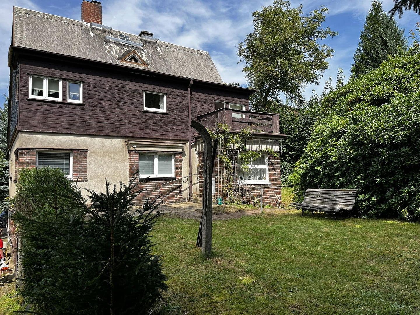 Prodej domu 142 m², pozemek 1.880 m², Chemnitz Einsiedel, Sasko Prodej domu 142 m², pozemek 1.880 m², Chemnitz Einsiedel, Sasko