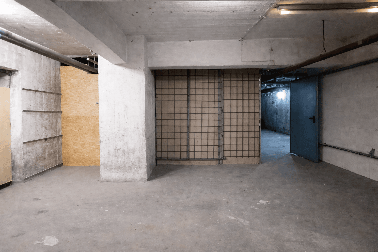 Pronájem nebytového prostoru 42 m², Niemetzstr.47-49, Berlin, Berlín Pronájem nebytového prostoru 42 m², Niemetzstr.47-49, Berlin, Berlín