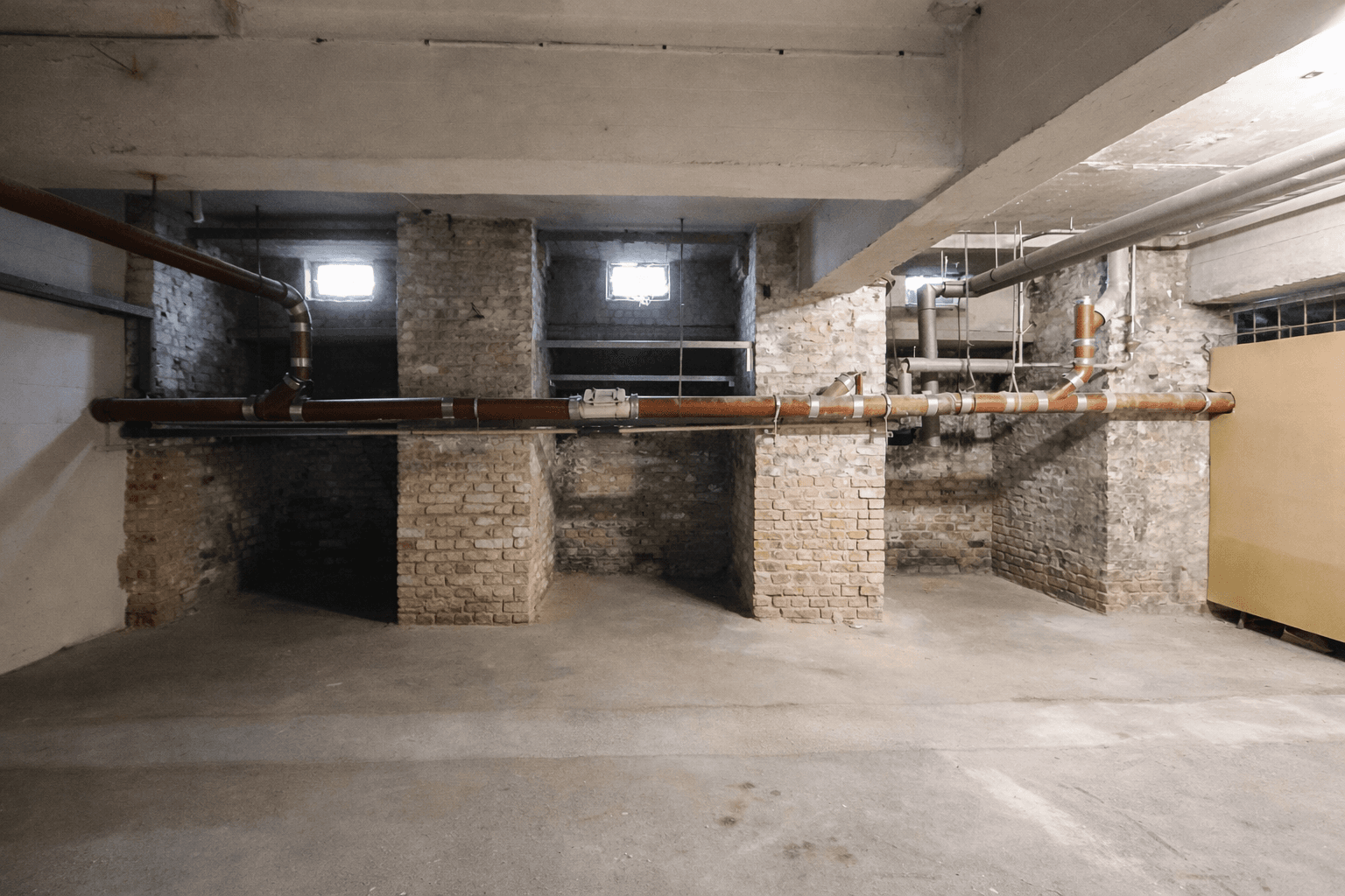 Pronájem nebytového prostoru 42 m², Niemetzstr.47-49, Berlin, Berlín Pronájem nebytového prostoru 42 m², Niemetzstr.47-49, Berlin, Berlín