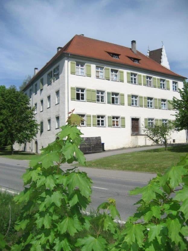 Prodej bytu 4+1 92 m², Kreuzlingerstrasse 18, Friedrichshafen, Bádensko-Württembersko Prodej bytu 4+1 92 m², Kreuzlingerstrasse 18, Friedrichshafen, Bádensko-Württembersko