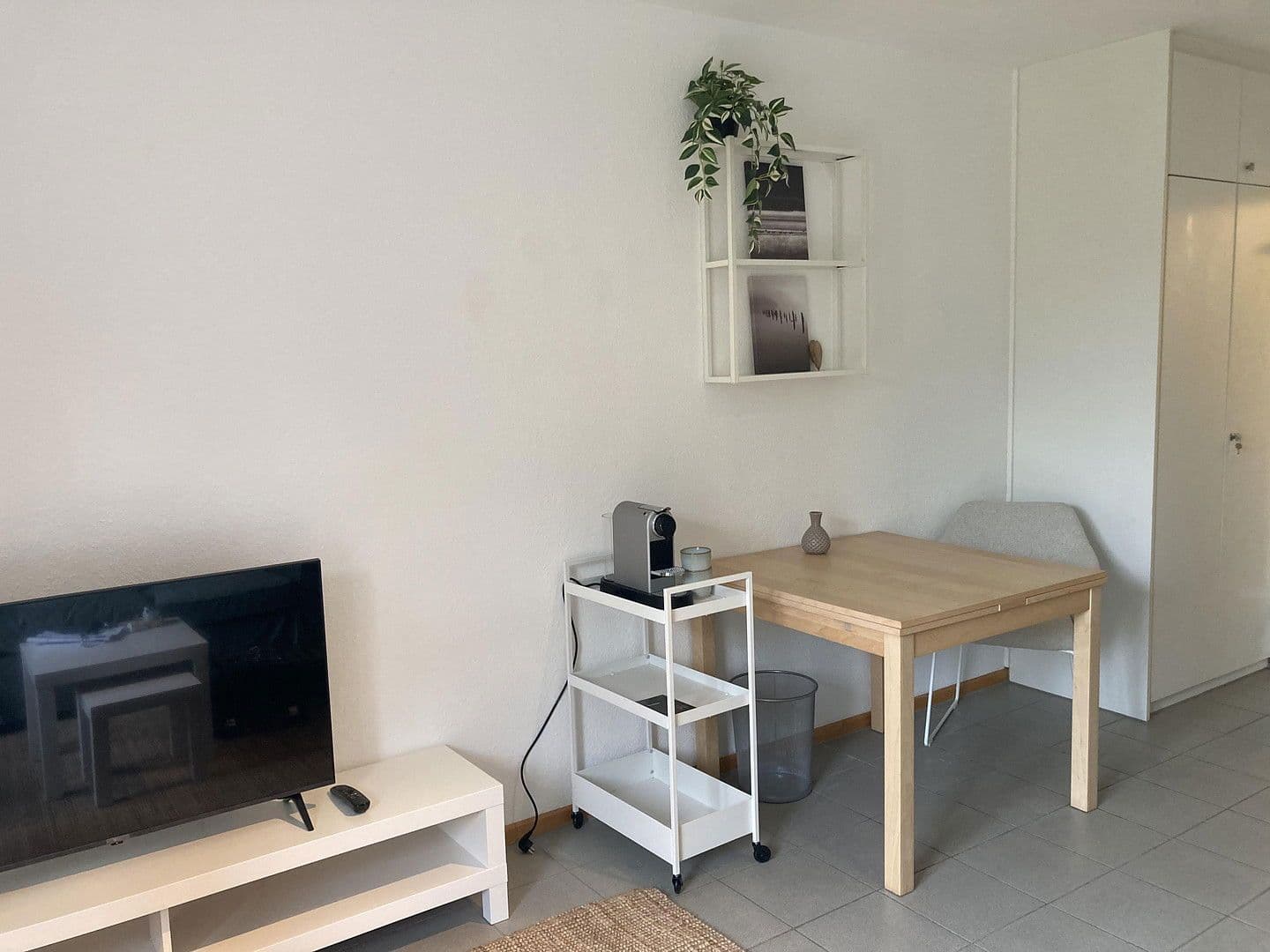 Pronájem bytu 1+1 26 m², Paul-Schallück-Str. 29, Köln, Severní Porýní-Vestfálsko Pronájem bytu 1+1 26 m², Paul-Schallück-Str. 29, Köln, Severní Porýní-Vestfálsko