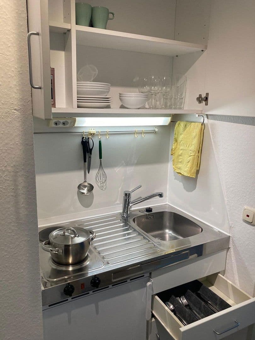 Pronájem bytu 1+1 26 m², Paul-Schallück-Str. 29, Köln, Severní Porýní-Vestfálsko Pronájem bytu 1+1 26 m², Paul-Schallück-Str. 29, Köln, Severní Porýní-Vestfálsko