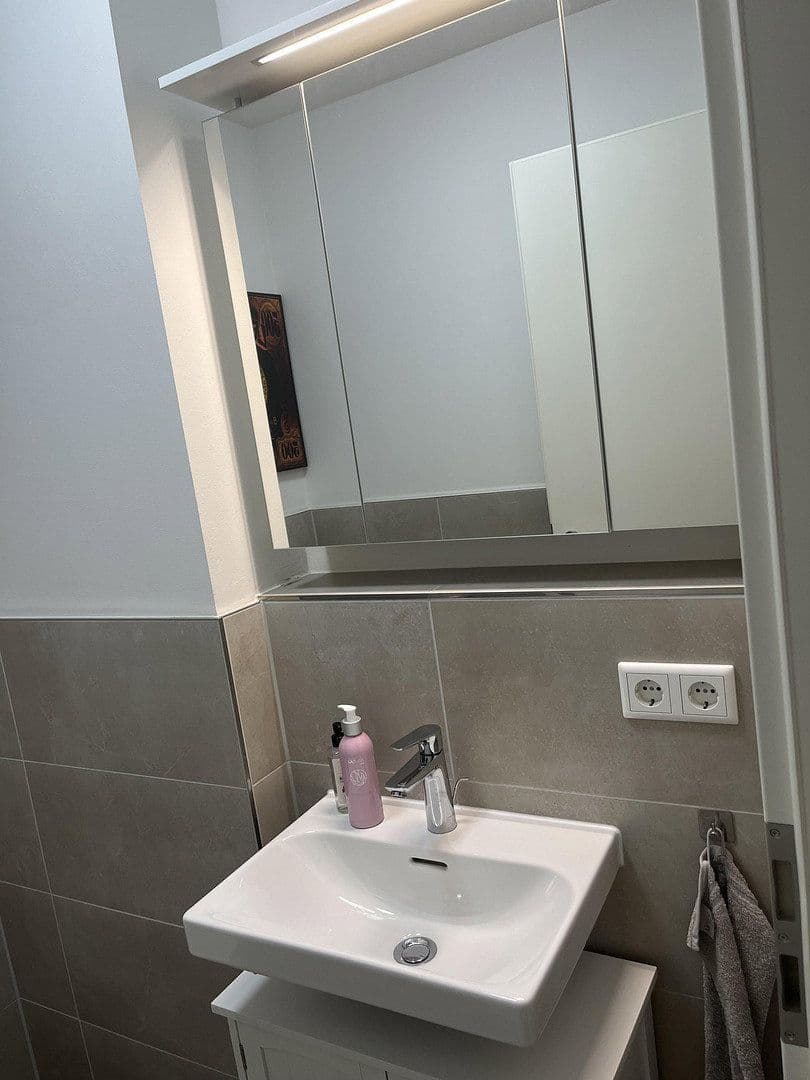 Pronájem bytu 2+1 80 m², Nürnberg, Bavorsko Pronájem bytu 2+1 80 m², Nürnberg, Bavorsko