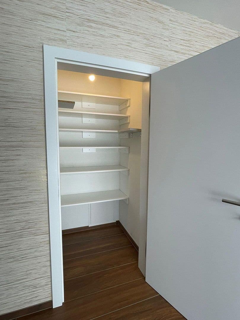 Prodej bytu 3+1 70 m², Pichelackerweg 10, Villach, Korutany Prodej bytu 3+1 70 m², Pichelackerweg 10, Villach, Korutany