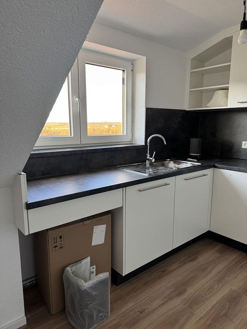 Pronájem bytu 3+1 69 m², Schwäbisch Hall, Bádensko-Württembersko Pronájem bytu 3+1 69 m², Schwäbisch Hall, Bádensko-Württembersko
