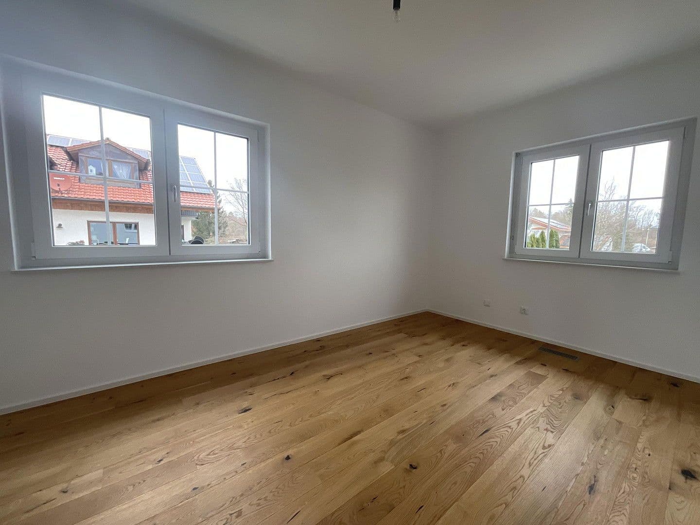 Prodej domu 165 m², pozemek 500 m², Brunnthal, Bavorsko Prodej domu 165 m², pozemek 500 m², Brunnthal, Bavorsko